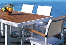 RHODES�i���[�Y�j