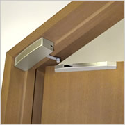 冷暖房効率アップで省エネ！　ダイケン　エコキャッチ　開戸引き込み装置　ECR-30