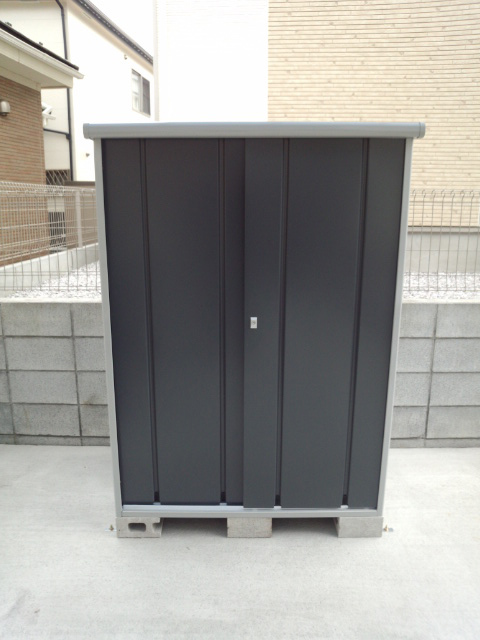 お客様組立 タカヤマ物置 インパクト 幅10 奥行800 高さ1600mm Tms 30の施工例 環境生活ブログ